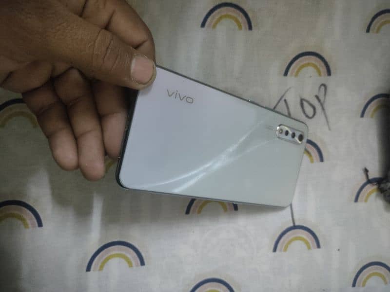 Vivo S1 4/128 Genuine Official PTA approved urgent sale 1