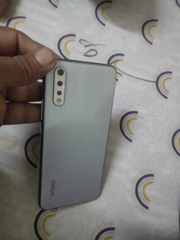 Vivo S1 4/128 Genuine Official PTA approved urgent sale 5