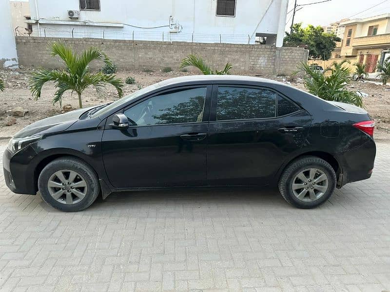 Toyota Corolla Altis 2016 3