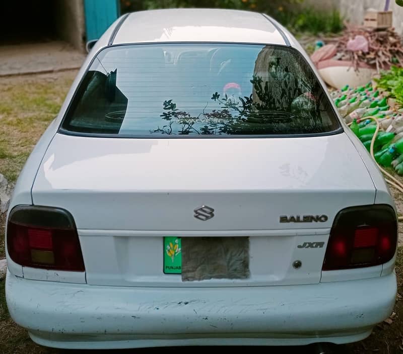 Suzuki Baleno 2004 1