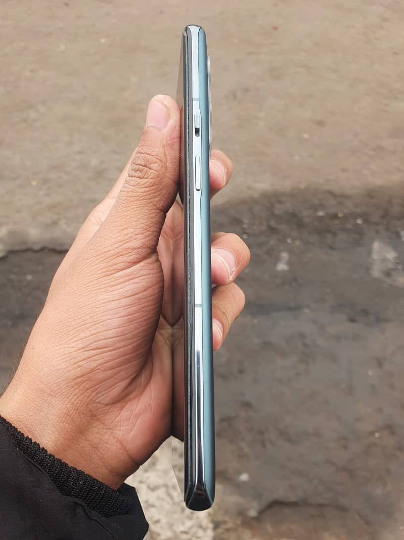 One Plus 9 Pro 3