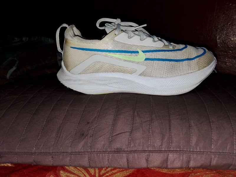 Sport shoes for sell 17