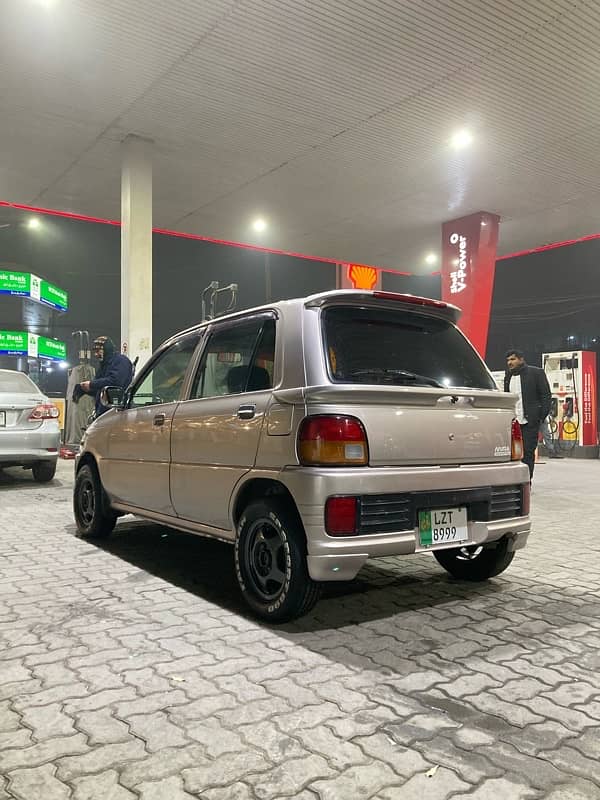 Daihatsu Cuore 2005 660cc 12