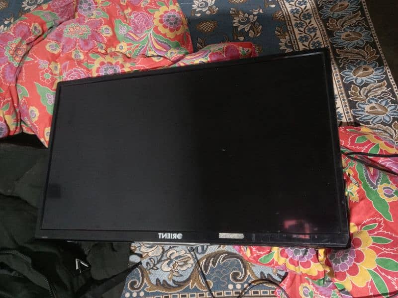 32 inch LCD all ok 5