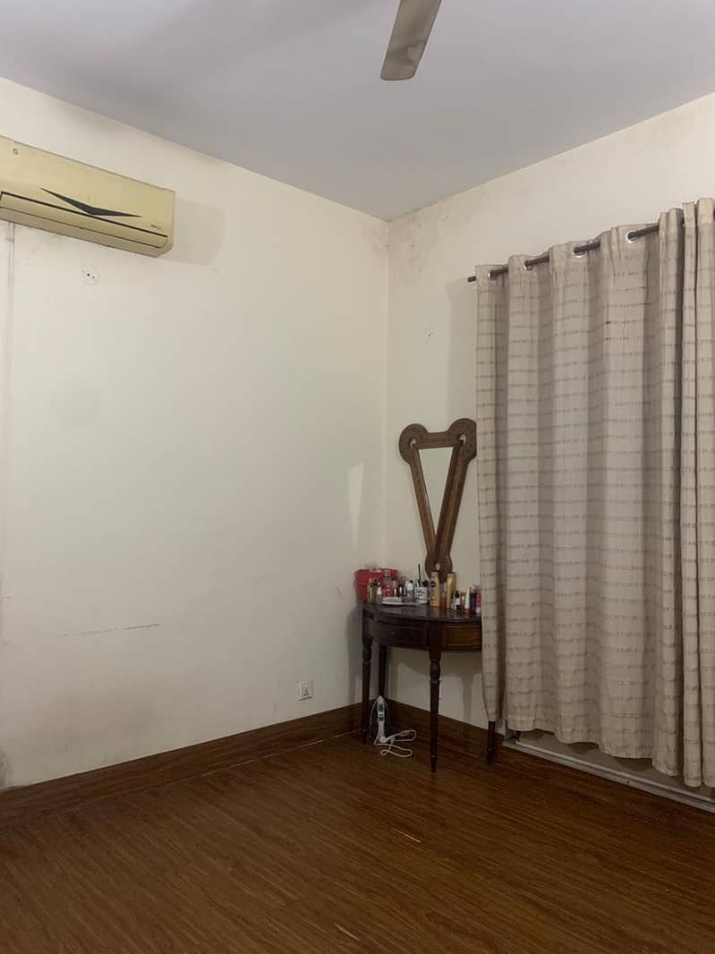 1 Bedroom Furnished Upper Portion in DHA Phase 8 3