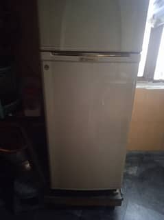 Dawlance fridge for sale