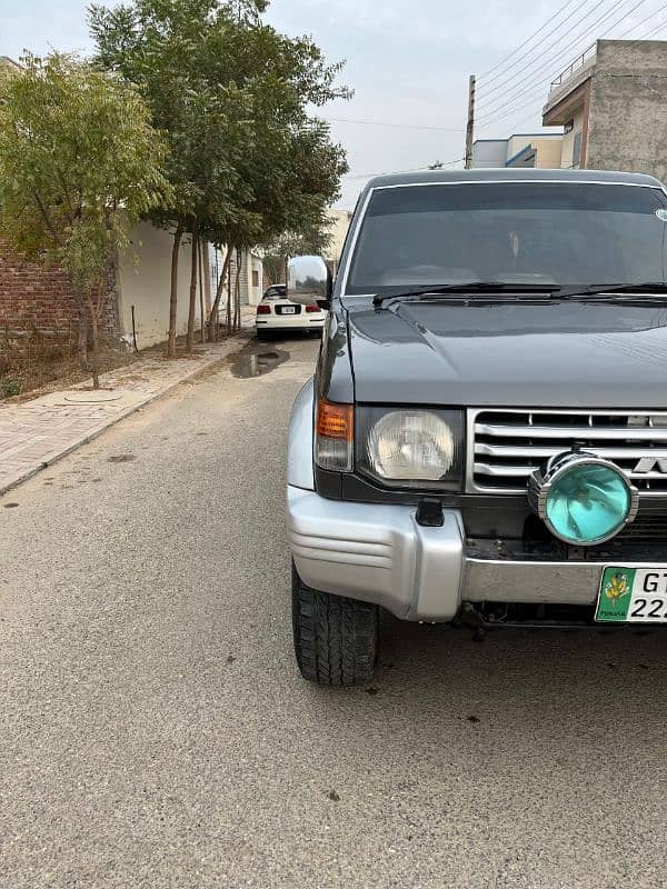 Mitsubishi Pajero 1993 1