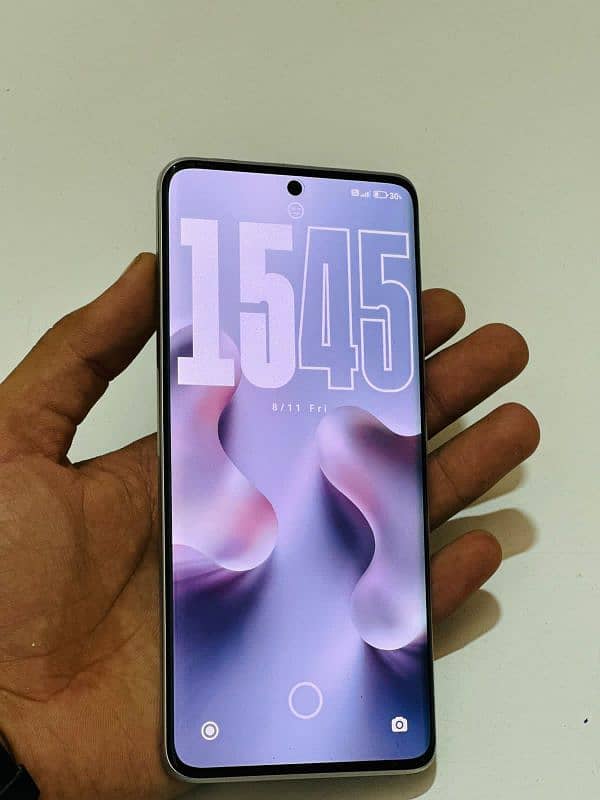 Redmi note 13 pro plus 12/512 4