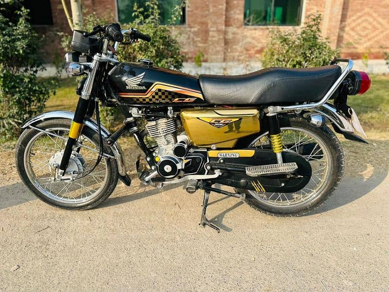 Honda 125 special addition 0