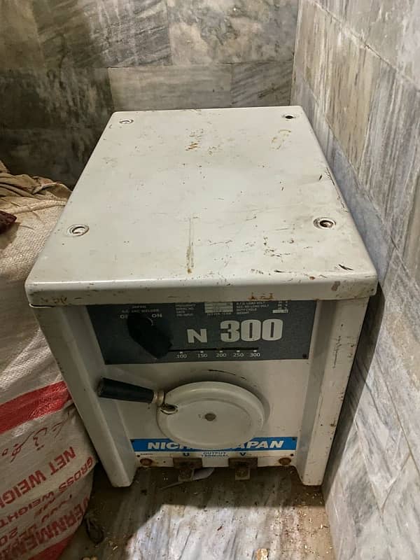 electric welding plant weight 109kg for urgent sale 8