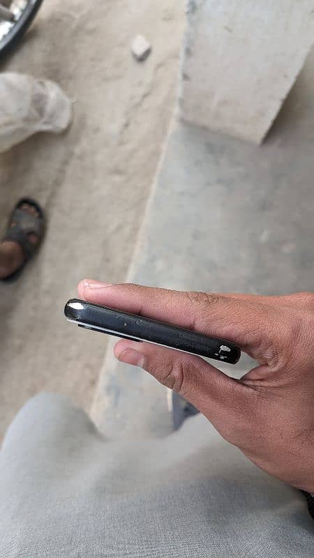 Google Pixel 4 (6/128) 6