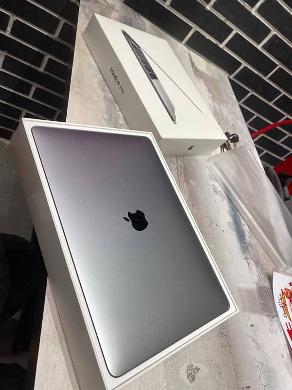 MacBook pro 2018 /- 03461809478 /- apple MacBook for sale 2