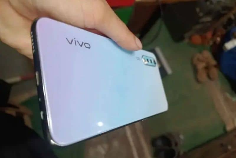 vivo s1  8/256 3