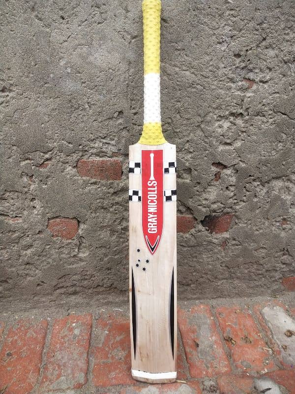 selling cricket Bat 7