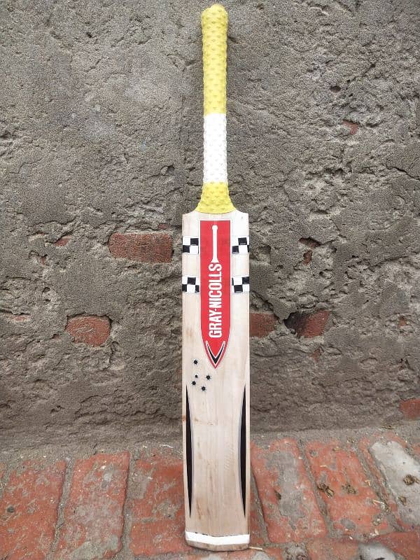 selling cricket Bat 8