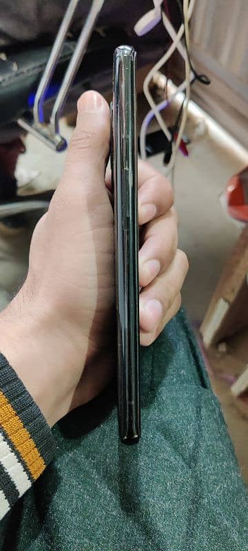 Oneplus 9pro 5g 10/10 condition 4