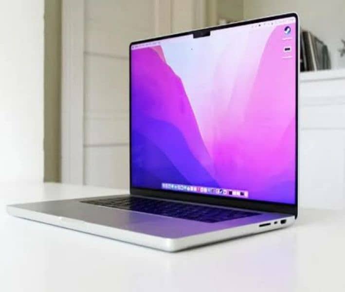 MacBook Pro M1  Pro Chip 14 inch 16 Ram 512 SSD 0