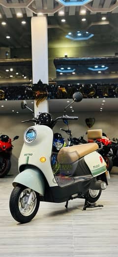 T9 Eco Thrill EV EVEE METRO YADEA RAMZA NEW ASIA SCOOTY SCOOTER GIRLS