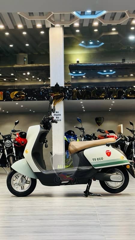 T9 Eco Thrill EV EVEE METRO YADEA RAMZA NEW ASIA SCOOTY SCOOTER GIRLS 5