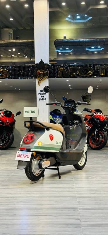 T9 Eco Thrill EV EVEE METRO YADEA RAMZA NEW ASIA SCOOTY SCOOTER GIRLS 7