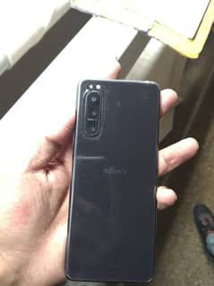 Sony Xperia 5 Mark 2 body good condition non pta srceen pr line hai