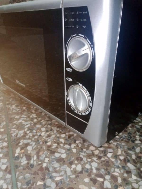 microwave oven Dawlance 1