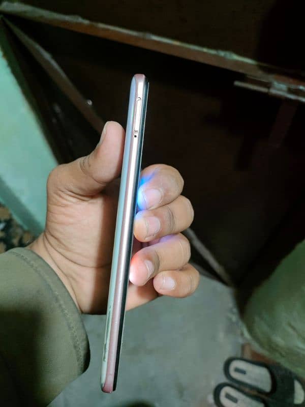 Vivo S1 Pro 8/128 With Box Charger 3