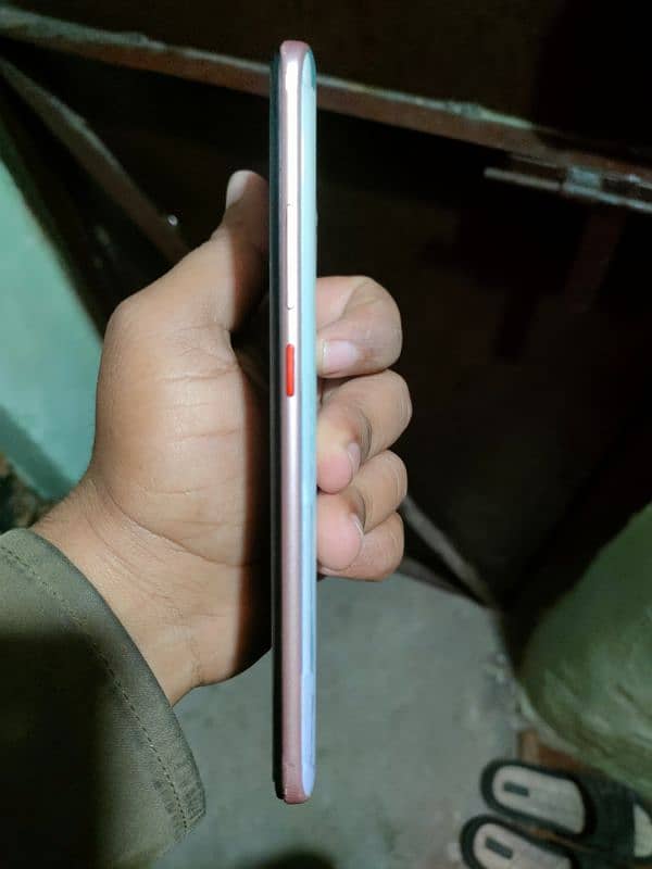 Vivo S1 Pro 8/128 With Box Charger 4