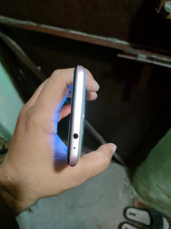 Vivo S1 Pro 8/128 With Box Charger 7