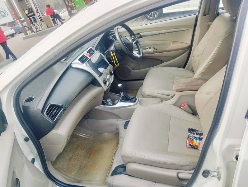 Honda City IVTEC 2017 13