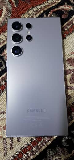 Samsung S24 Ultra. 10/10 Condition.  Just Mobile. 12gb Ram 512gb.