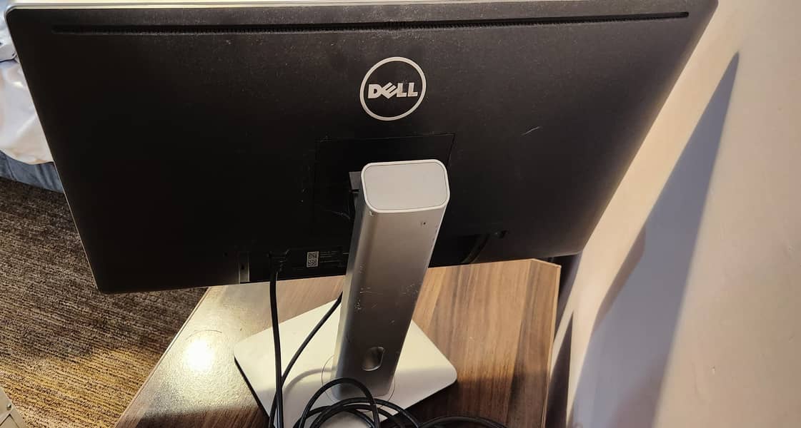 24-inch Dell LCD for sale with 3-meter HDMI Cable. 1