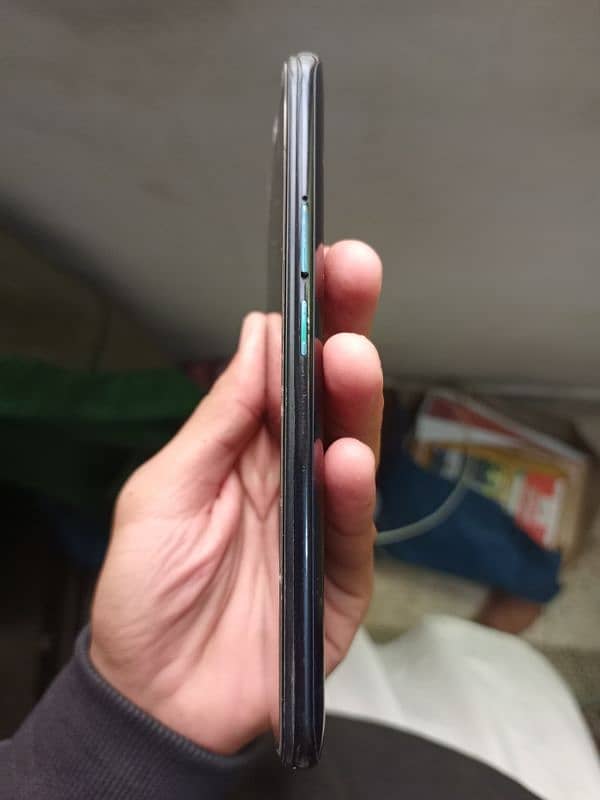 OPPO Reno 2f for sail without box with charger 5