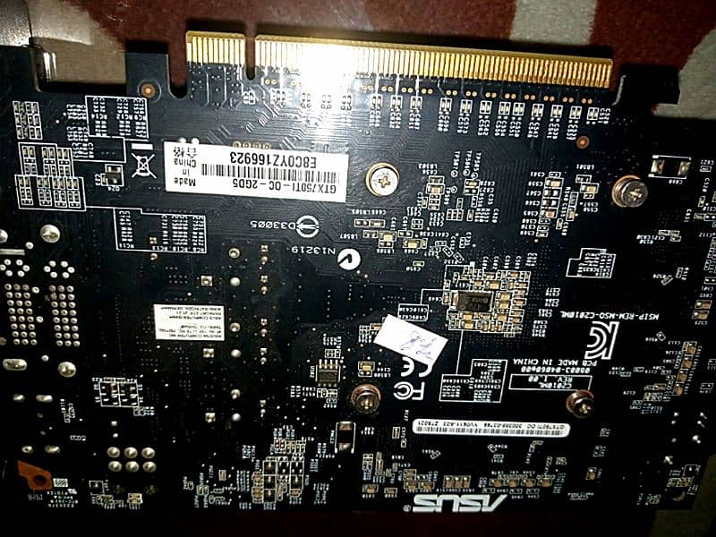 Asus GTX 750ti 2GB 4