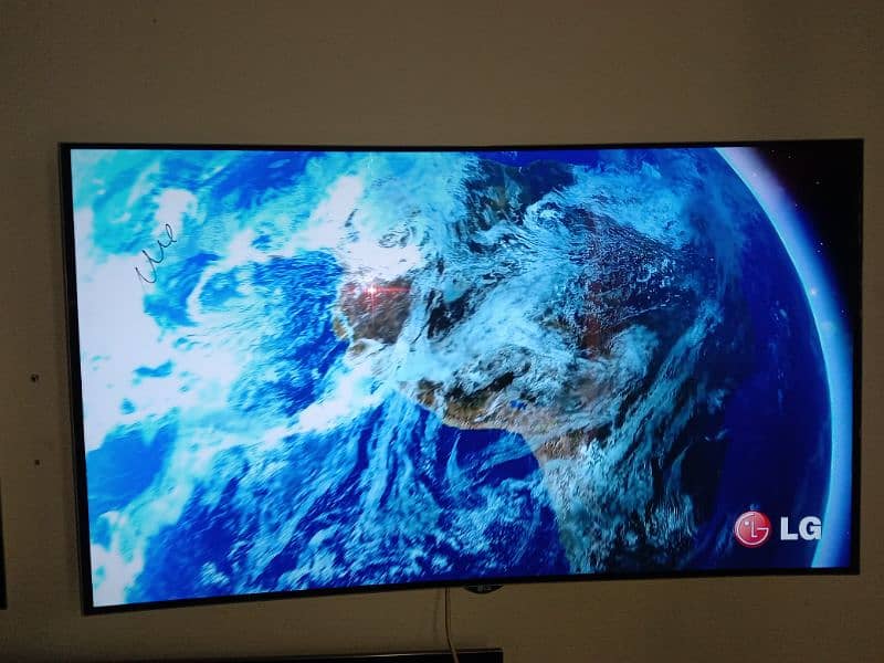 lg 4K ultra HD 65" 12