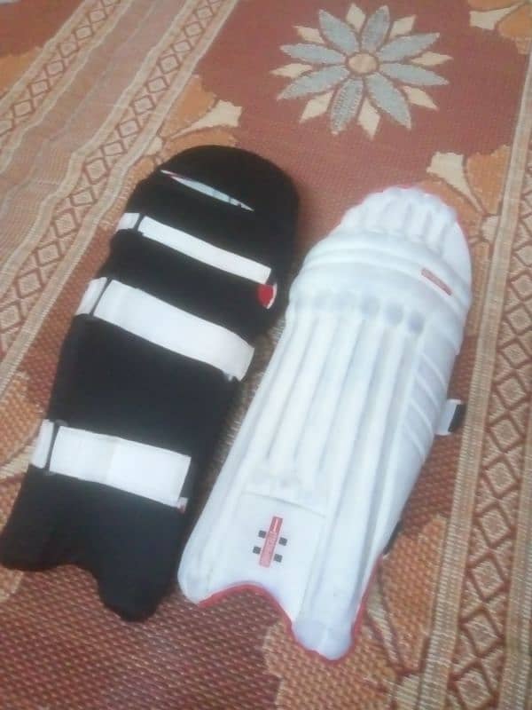 a good condition cricket kit 9