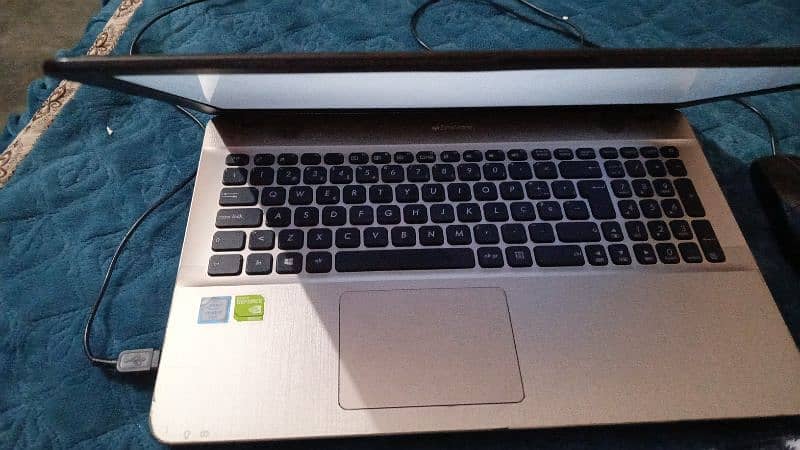 Asus laptop for sale 12