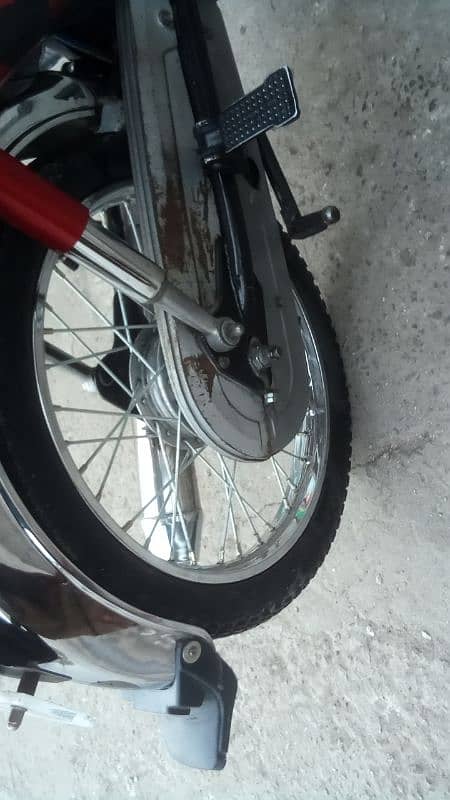 urgent sale bike all ok  koy kam ni ha 705 no ha 2