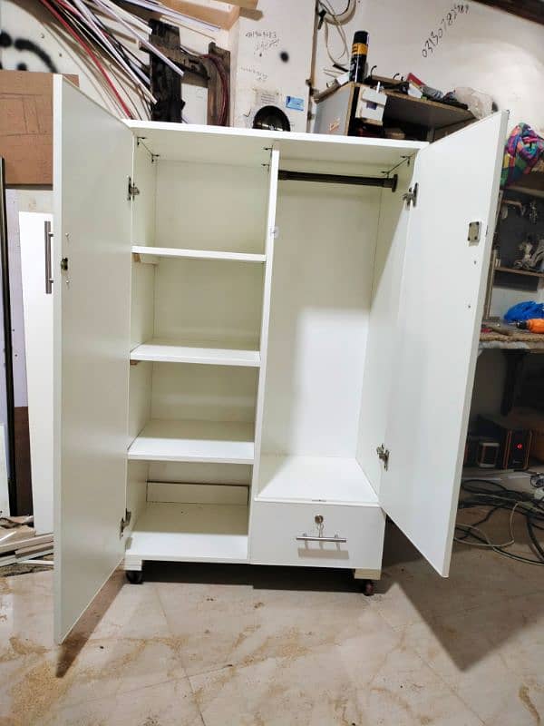 cupboard / wardrobe / Almari 0316,5004723 0