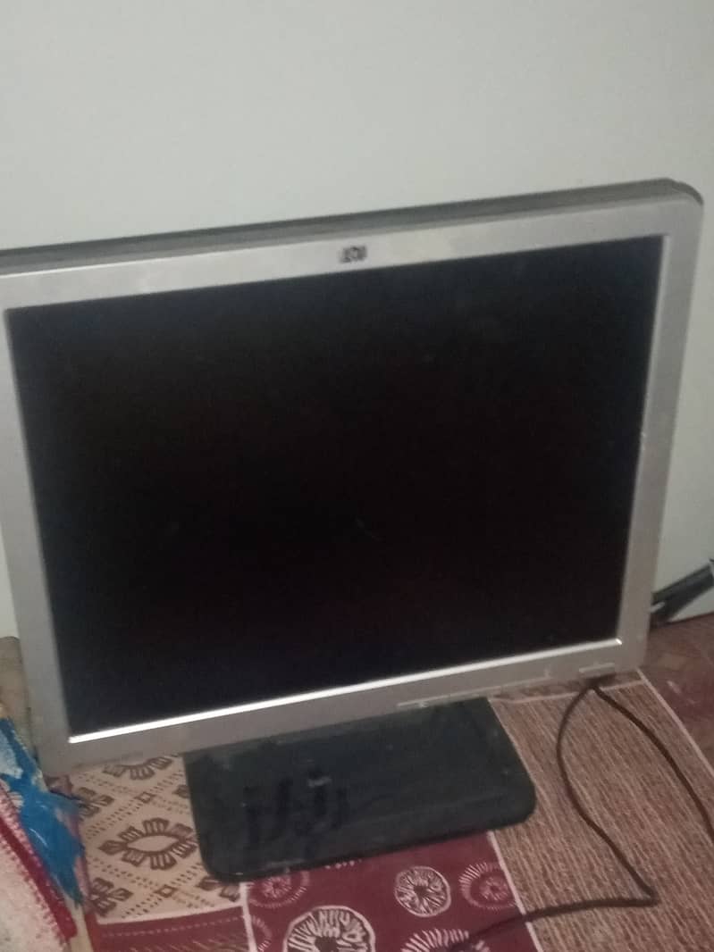 HP Compaq le117 LCD for small business owners 2