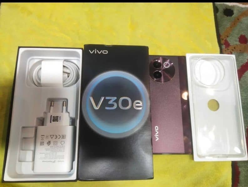 vivo v30e bilkol fresh for sale 8/256 2