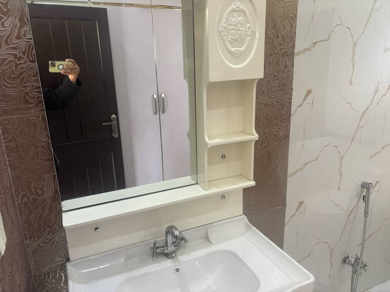 DHA RAHBAR BRAND NEW HOUSE IS AVAILABLE FOR RENT 19