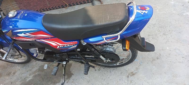 Honda pridor 100Cc 9