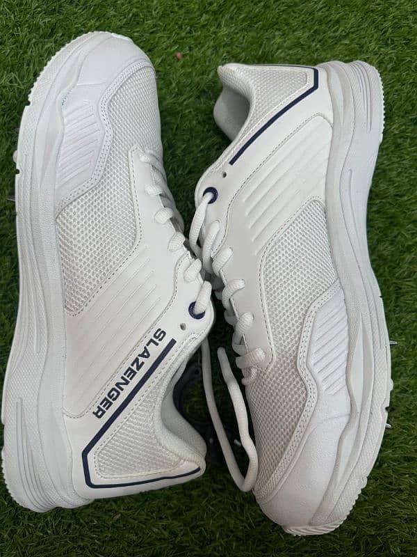 Brand new Slazenger Spikes for sale 1