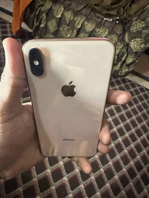 I phone xs max 256gb 3