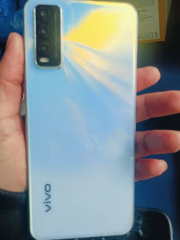 Vivo y20 1