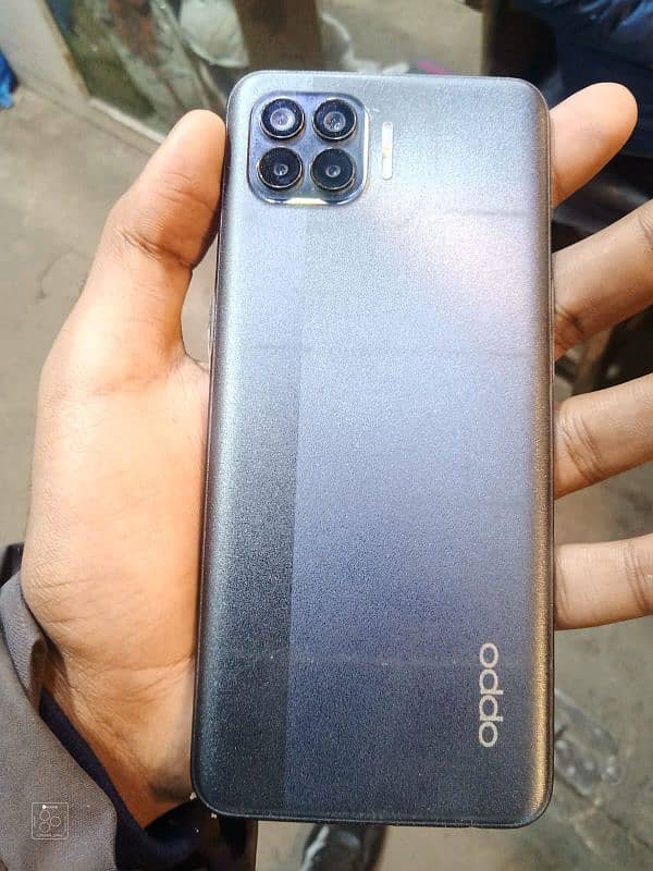 OPPO F17 PRO SUPER AMOLED DISPLY 2