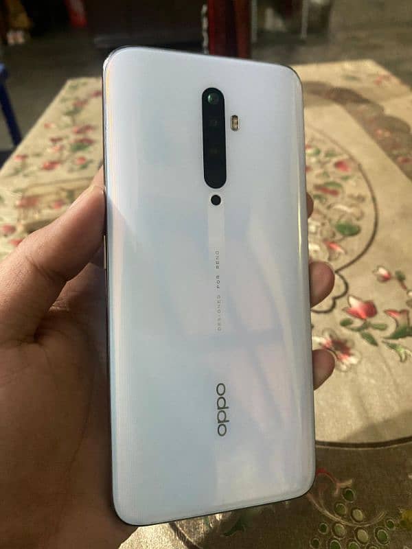 Oppo Reno2 F 10