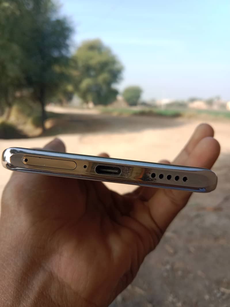 Vivo v30e Two Months Used 1