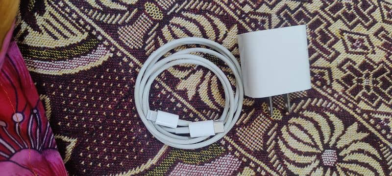 Apple 25w original charger 0